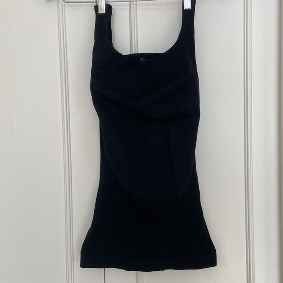 Blanqi maternity tank - Picture 2 of 3